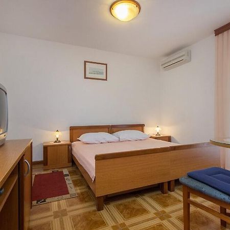 Apartments Tonimir Vodice Bagian luar foto