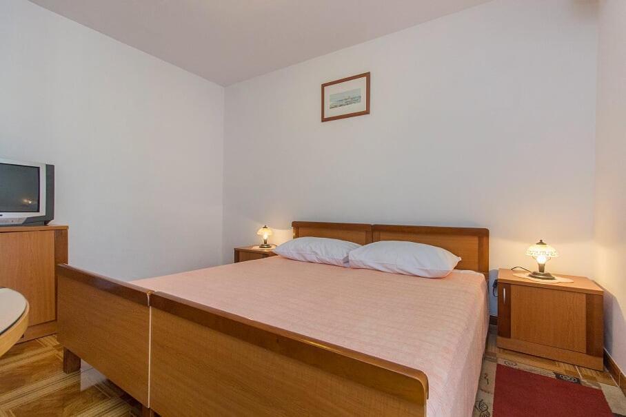 Apartments Tonimir Vodice Bagian luar foto